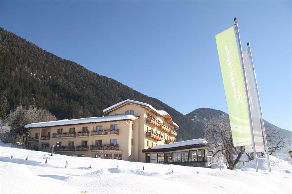 Strandhotel Am Weissensee Dış mekan fotoğraf